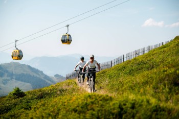 Die Bergbahnen bringen dich und dein Bike auf den Berg.