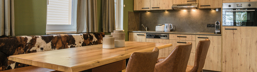 Die Apartments wurden gemütlich, modern und mit vielen Holzelementen eingerichtet.