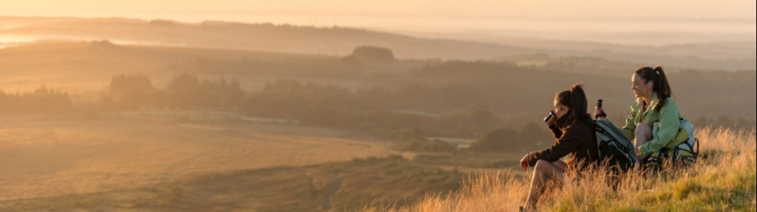 Ausblick von den Monts d'Arrée über Argoat, das Land der Wälder.