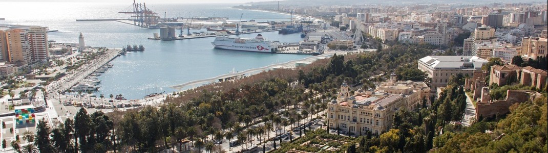 On a typical peak-season day, more than 600 flights take off and land at Málaga Airport.