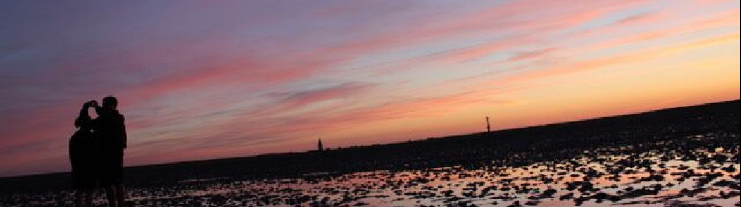 Wunderschöne Sonnenuntergänge gibt es über dem Wattenmeer.