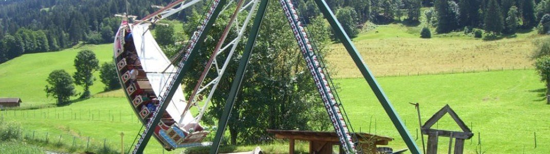 Das Piratenschiff im Erlebnispark Familienland Pillersee.