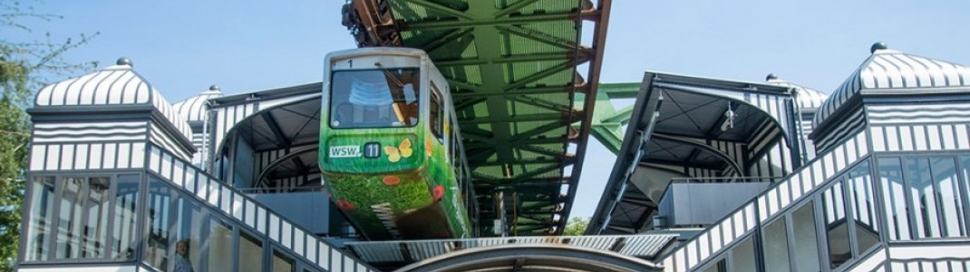 Sie ist die Hauptschlagader von Wuppertal: die Schwebebahn.