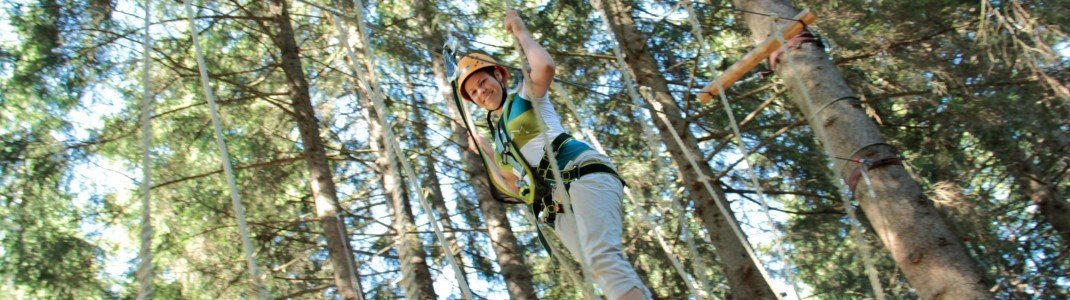 Hoch hinaus geht's im Kletterwald Tannheimer Tal.