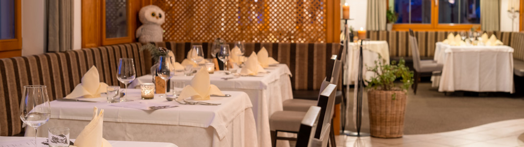 Im Restaurant erwarten dich kulinarische Köstlichkeiten, die Hotel-Chef Arnold persönlich zubereitet.