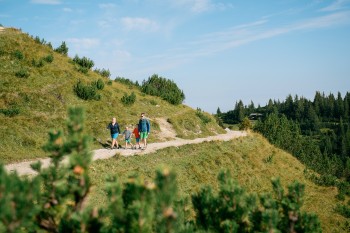 Abwechslungsreiche Wanderwege, Panoramen und kinderfreundliche Highlights erwarten dich in GaPa.