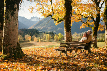 Frische Herbstluft und Entschleunigung in der Natur sorgen für eine Erholung von Körper und Geist.