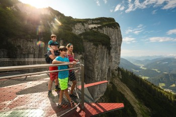 Die Steinplatte Waidrig bietet ein ganz besonderes Natur-Erlebnis