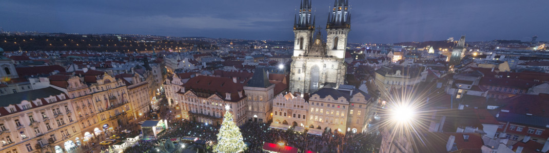 One of Prague's Crhistmas market is situated right at the centre at Old Town Square.
