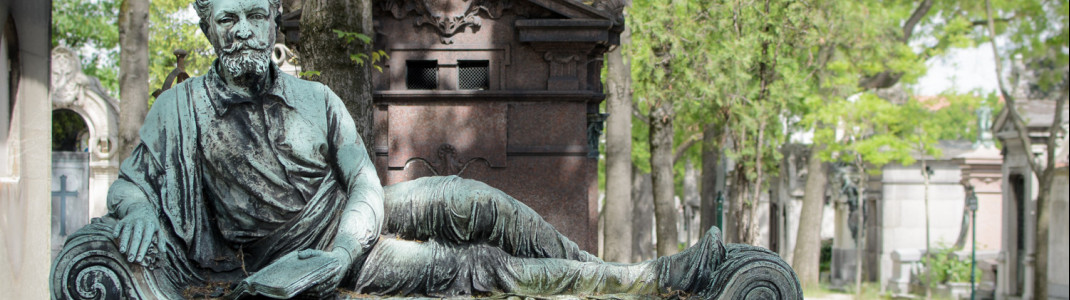 View of the mausoleum of Henri Leglise at the cemetery Père Lachaise in Paris.