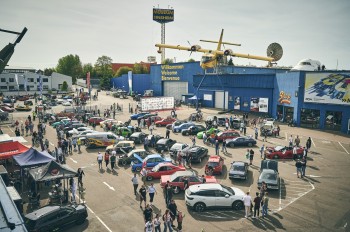 Unter 300 Privatfahrzeugen wurden beim "Carsting" im April 2024 die 100 herausragendsten für die Ausstellung ausgewählt.