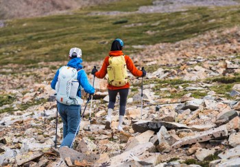 Osprey repariert oder ersetzt Produkte bei Verarbeitungsfehlern.