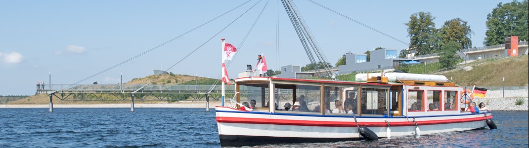 Das Fahrgastschiff "Wilde Ilse" bringt dich über den Großräschener See.