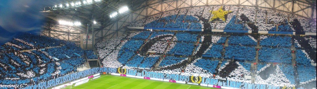 Eine Fanchoreographie im Stade Vélodrome, April 2015