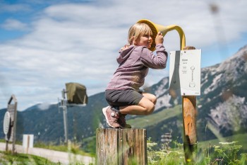 Entlang der Wanderwege warten mehrere Klanginstallationen auf Besucher.