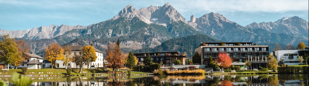Herbstidylle am Ritzensee – mit dem Steinernen Meer als imposanter Kulisse.