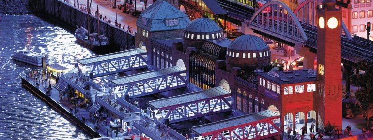 Die Hamburger Landungsbrücken im Miniaturwunderland.