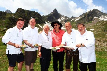 Auf der Niederelbehütte präsentierten die Köche gemeinsam ihre Kreationen.