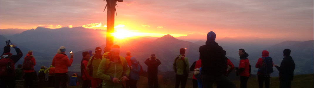 Großes Highlight der Wanderung: Der Sonnenaufgang auf dem Berggipfel.