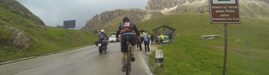 Auf dem Weg zum Pordoi Joch