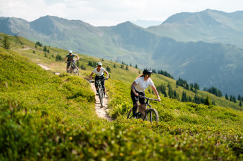 Über 90 Kilometer lässige Lines und Trails sorgen im Home of Lässig für eindrucksvolle Bike-Erlebnisse.