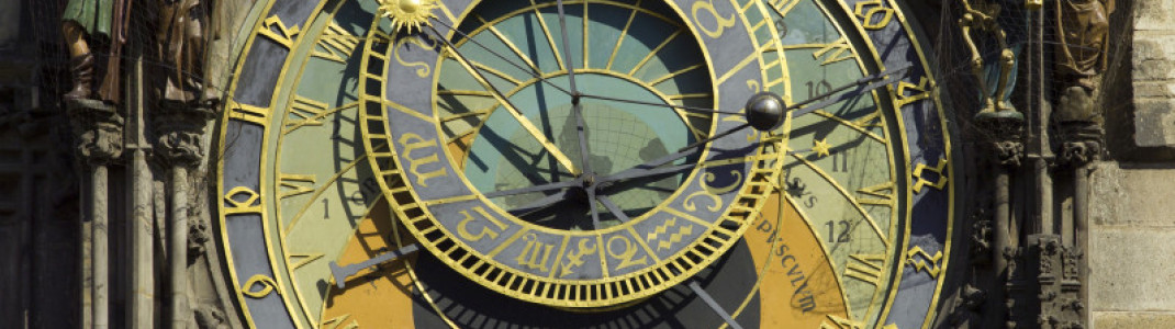 Die berühmte astronomische Uhr am Prager Rathausturm.