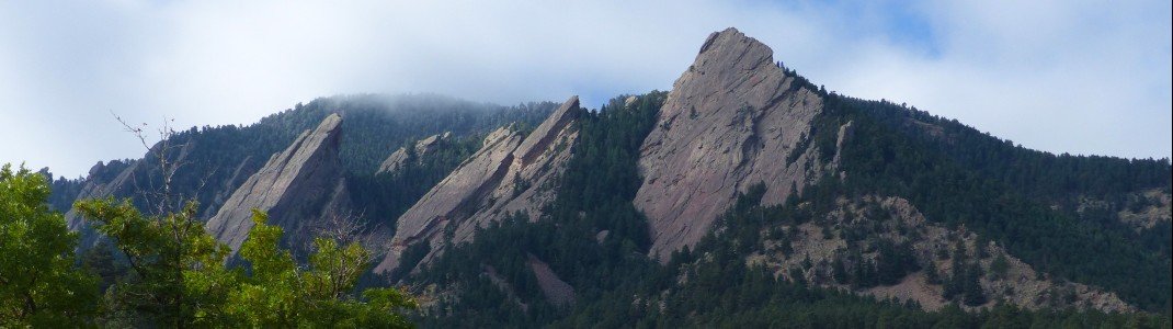 You can already spot the Flatirons from far away