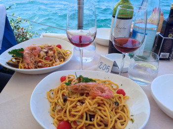 Pasta Frutti di Mare and a glass of Bardolino - that's dolce vita at Lake Garda.