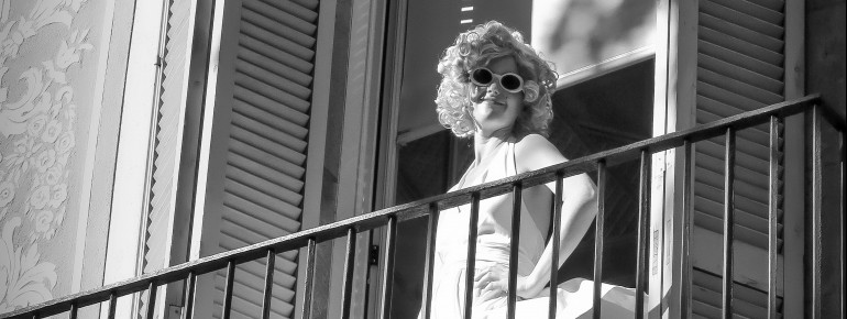 If you want to get to know Erotic Museum Barcelona in a special way, you should book a guided tour with Marylin Monroe.
