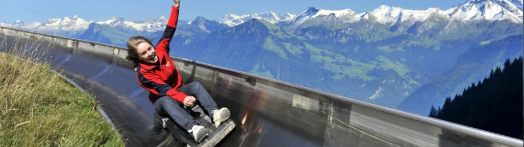Fräkigaudi is Switzerland’s longest summer toboggan run, offering breathtaking views and an unforgettable experience.