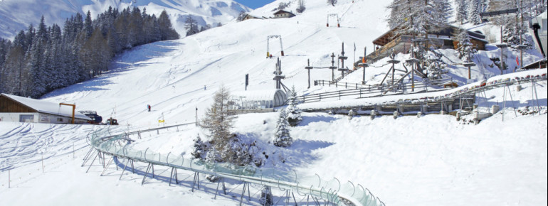 At a length of more than 3km, the toboggan run Pradaschier is the longest track-guided railway in Europe.