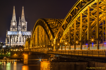 Der Kölner Dom ist das Wahrzeichen der Stadt am Rhein