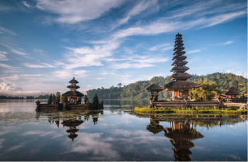 Asien hat viel zu bieten und ist ideal für Rundreisen geeignet. Hier ein Tempel auf Bali.