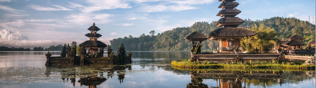 Asien hat viel zu bieten und ist ideal für Rundreisen geeignet. Hier ein Tempel auf Bali.