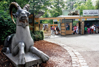 Tickets können zur Zeit in vielen Zoos nur online gebucht werden.