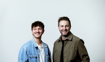 In der österreichischen Poplandschaft sind sie nicht mehr wegzudenken: „JOSH. & RIAN – In einer Tour“ heißt es beim Summer-Opening.