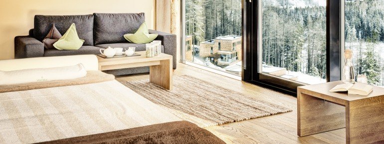 Klare Designs und elegante Einrichtungen prägen die Zimmer