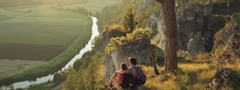 Panorama trail alongside the river Altmühl