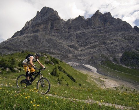 Radfahren in der Jungfrau Region