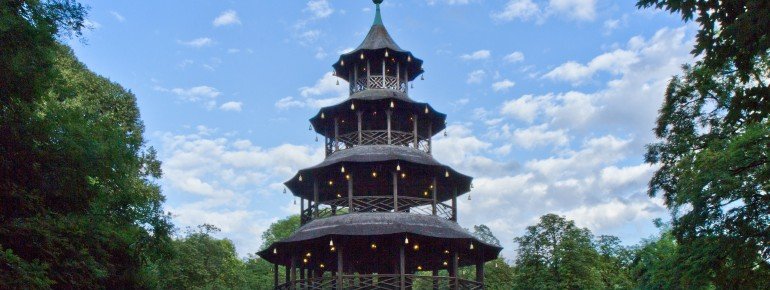 Biergarten am Chinesischen Turm im Englischen Garten München