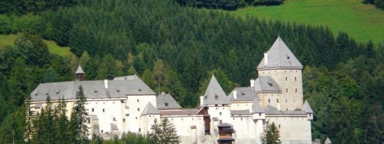Blick auf Schloss Moosham