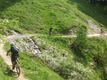 Von der Bergstation Rinderhütte geht es in Richtung Oberu und Bachalpe.