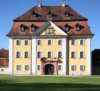 Kulturschloss Theuern palace
