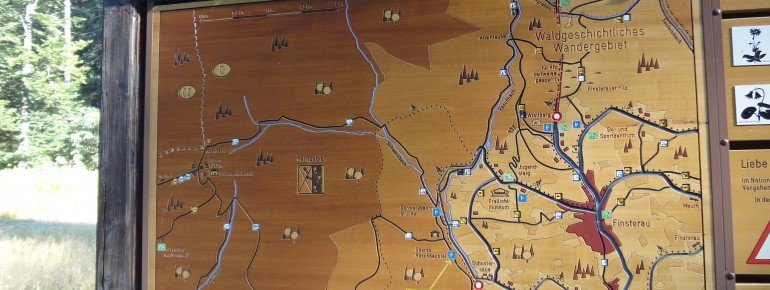 A detailed map is located at car park Oberes Reschbachtal.
