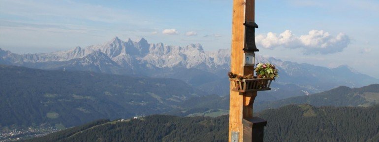 summit cross Lackenkogel