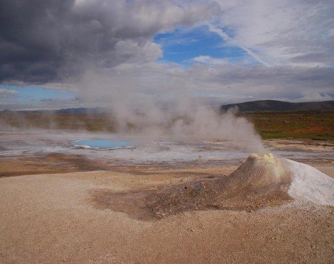 The geothermal area around Hveravellir