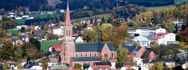 View of Zwiesel and the church