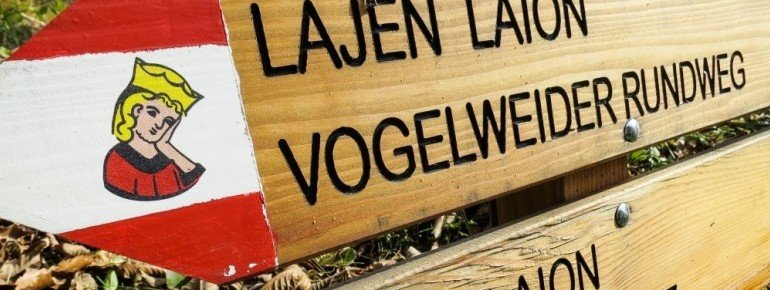 Sign of the Vogelweide theme path