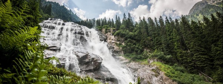 Grawa waterfall is 180 metres high.