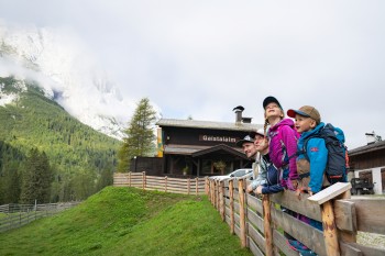 Wandern mit Kindern zur Gaistalalm